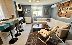 Modern Family Retreat